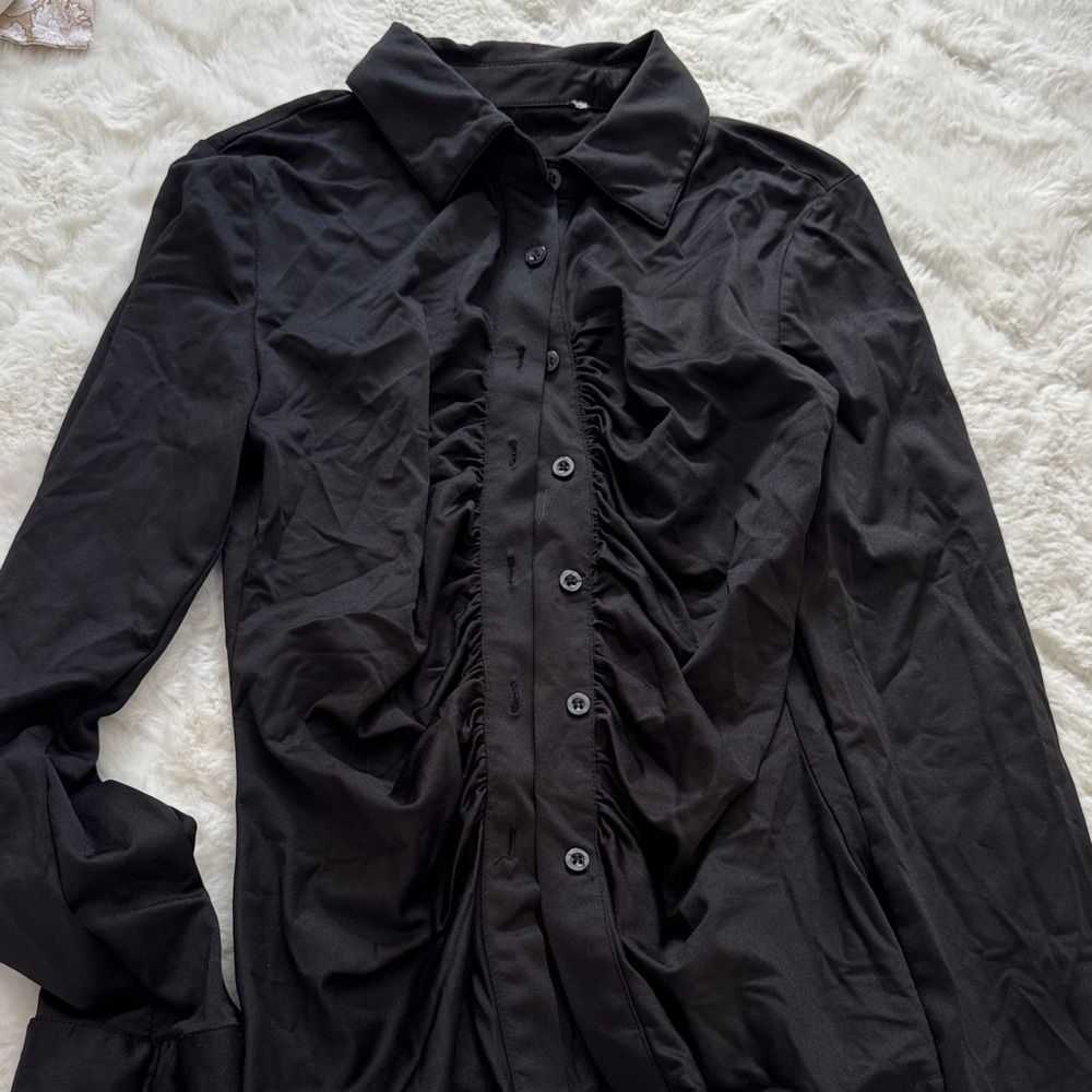 Black Ruching Button-Front Women's Top